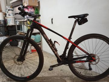 Tweedehands Savadeck Hydraulic Disc Brake Shimano Claris 2022 Mountainbike — afbeelding 4 van 5