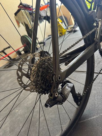 Gebrauchtes Scott Addict RC 40 2024 2024 Road & Gravel, Grün — Bild 3 von 3