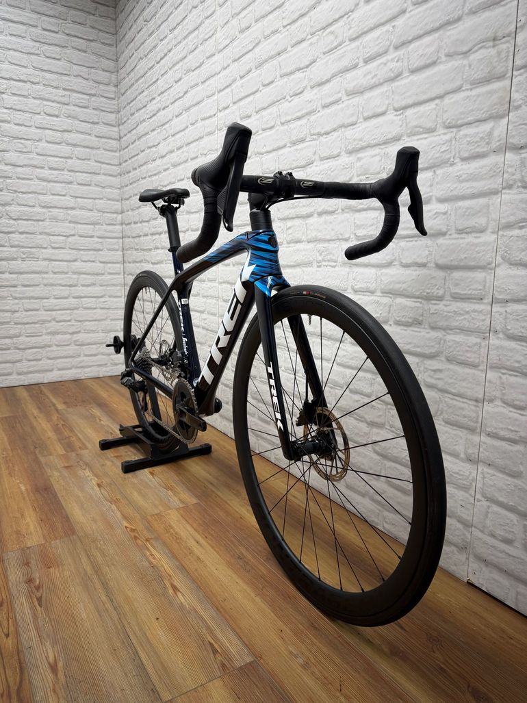 Used Trek Émonda SLR 7 Etap 2021 2021 Road & Gravel, Blue — image 2 of 6