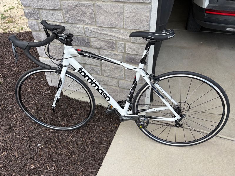 Tweedehands Tommaso Imola 2025 2025 Road & Gravel — afbeelding 1 van 4