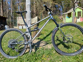 Pipedream Cycles, Pipedream The Full Moxie Longer, Silver Frameset