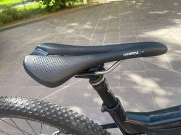 Tweedehands Trek Supercaliber 9.8 XT 2023 2023 Mountainbike — afbeelding 9 van 11