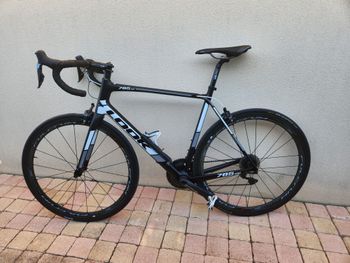 Look, 785 Huez Shimano Ultegra Di2 Roues Fulcrum Quattro Carbone