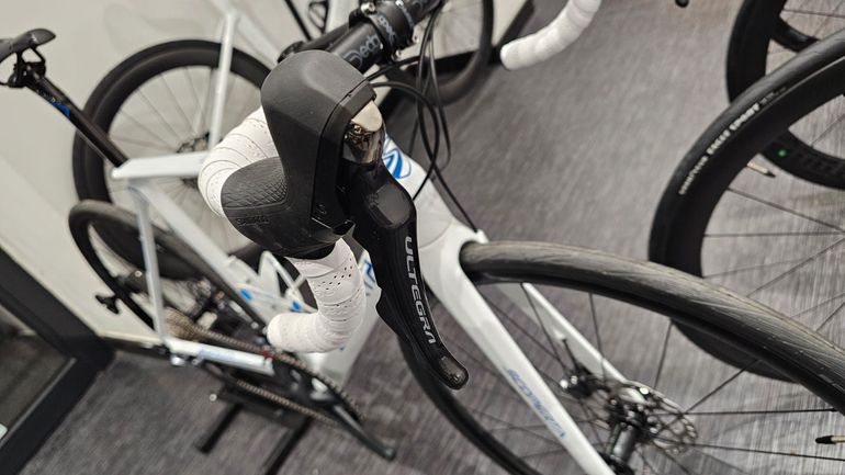 Used scoperta SR8.1 Disc Ultegra 2024 Road & Gravel, Weiß — image 12 of 19