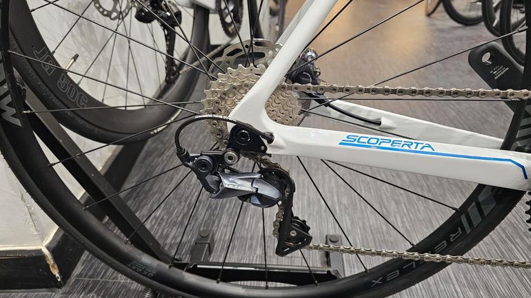 Used scoperta SR8.1 Disc Ultegra 2024 Road & Gravel, Weiß — image 17 of 19