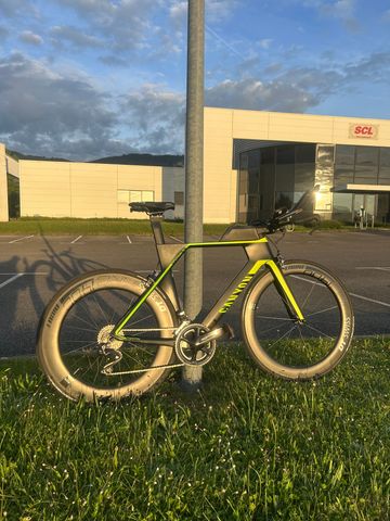 Použité Canyon Speedmax CF 8.0 Di2 2018 2018 Road & Gravel — obrázek 2 z 11