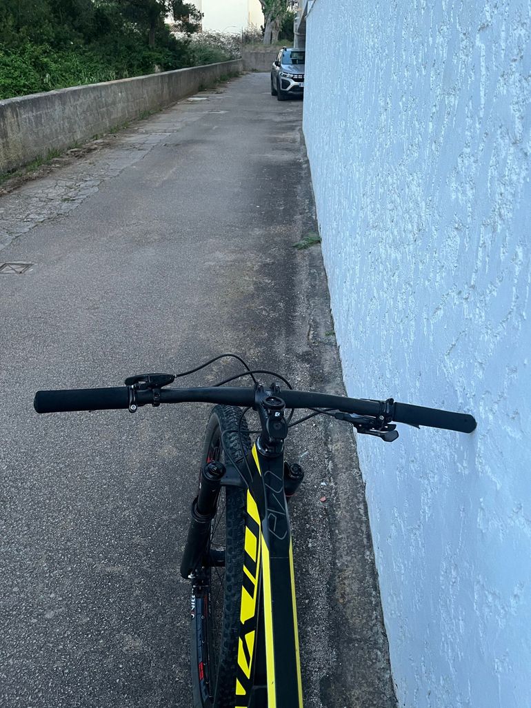 Used Olympia Evo Shimano Deore XT 2018 Mountainbike, Black — image 6 of 6