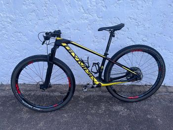 Used Olympia Evo Shimano Deore XT 2018 Mountainbike, Black — image 2 of 6