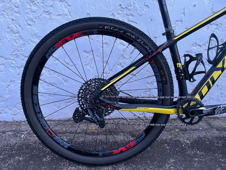 Used Olympia Evo Shimano Deore XT 2018 Mountainbike, Black — image 3 of 6