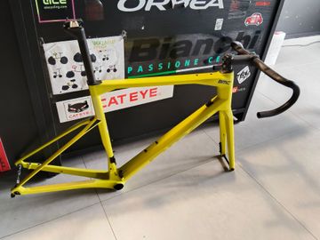 BMC Roadmachine 01 Module (Team Red) 2018 Frameset 2018 Road & Gravel usato, Arancione — immagine 2 di 3