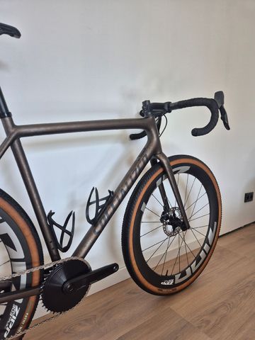 Used Specialized Crux Custom SRAM Rival eTap AXS 2025 Road & Gravel, Black — image 3 of 11