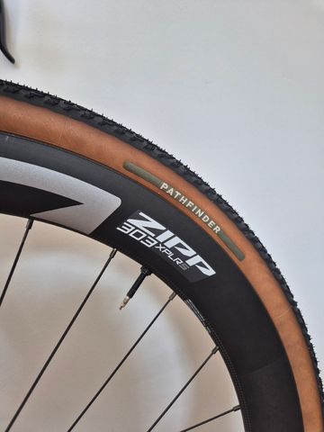 Used Specialized Crux Custom SRAM Rival eTap AXS 2025 Road & Gravel, Black — image 10 of 11