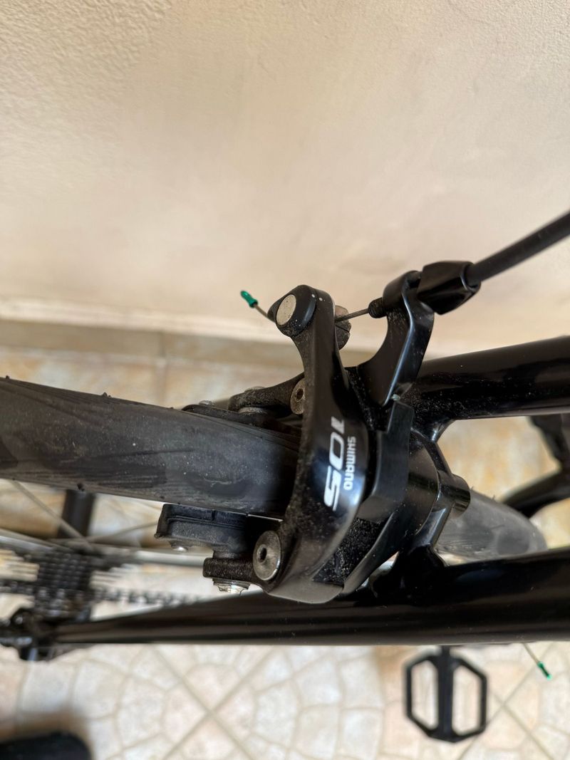 Used Cannondale caad Custom Shimano 105 2016 Road & Gravel, Black — image 10 of 13