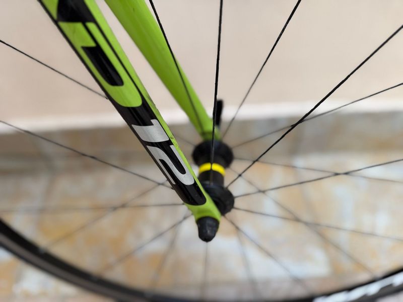Used Cannondale caad Custom Shimano 105 2016 Road & Gravel, Black — image 3 of 13