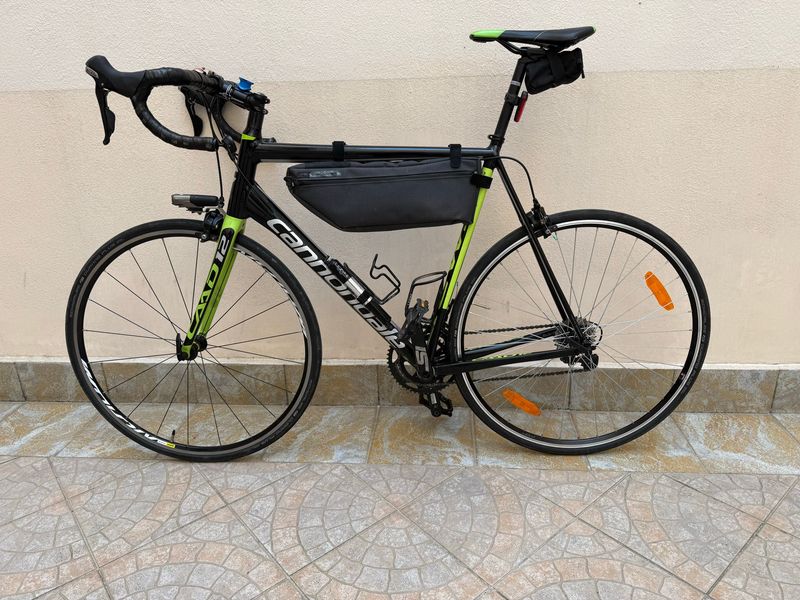 Used Cannondale caad Custom Shimano 105 2016 Road & Gravel, Black — image 8 of 13