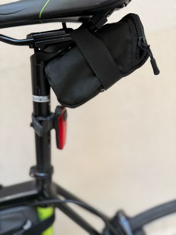Used Cannondale caad Custom Shimano 105 2016 Road & Gravel, Black — image 11 of 13