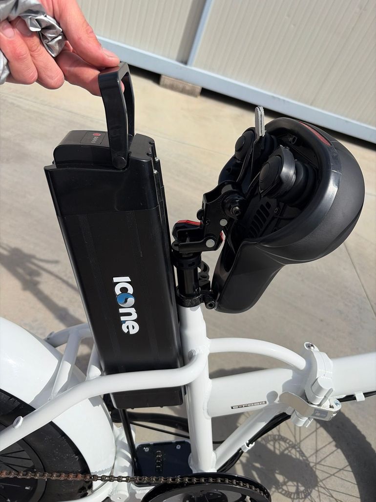 Used ICON.E ICON.E Custom 2021 Urban, White — image 6 of 6