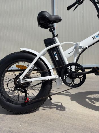 Used ICON.E ICON.E Custom 2021 Urban, White — image 3 of 6