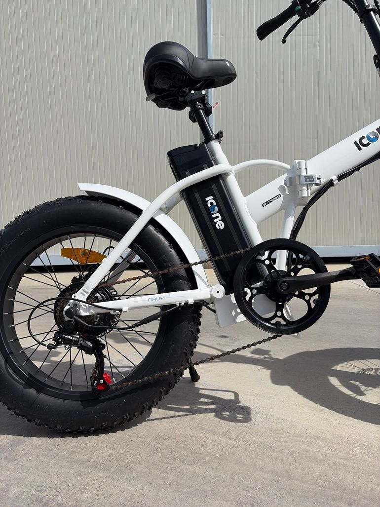 Used ICON.E ICON.E Custom 2021 Urban, White — image 3 of 6