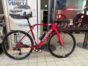 Canyon, Inflite CF SL 6 2025