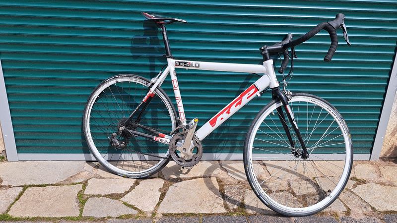 Used KCP Custom Shimano Claris 2016 Road & Gravel