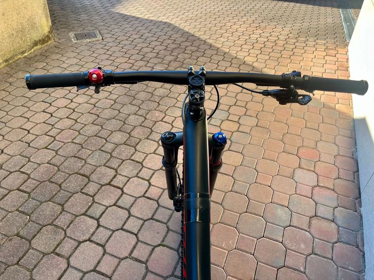 Used Specialized Epic SRAM GX Eagle 2019 Mountainbike, Black, 29 — image 8 of 8