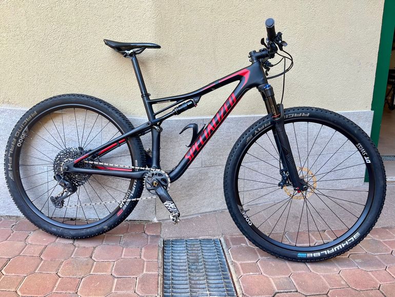 Used Specialized Epic SRAM GX Eagle 2019 Mountainbike, Black, 29 — image 3 of 8