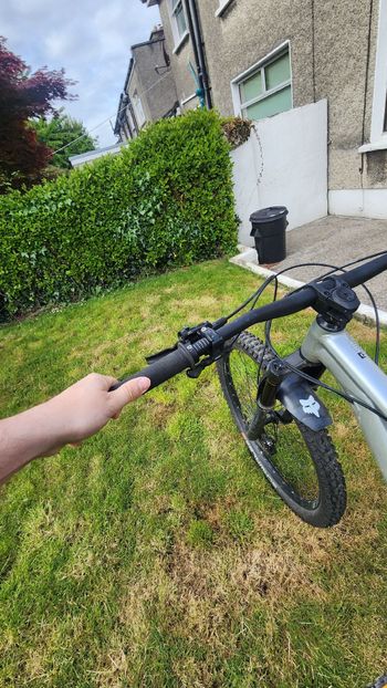 Used Canyon Stoic 4 2024 2024 Mountainbike, Light Gray, 27.5, 29 — image 12 of 15
