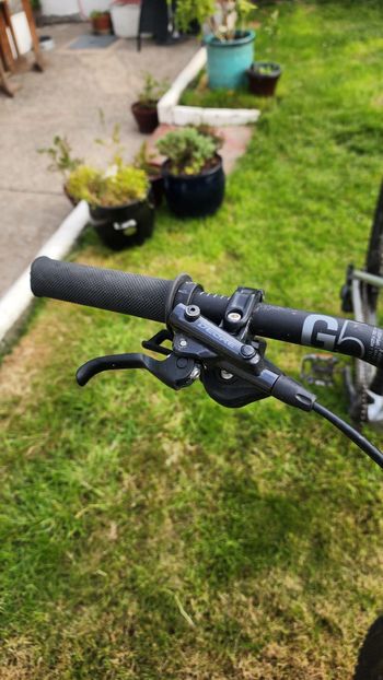 Used Canyon Stoic 4 2024 2024 Mountainbike, Light Gray, 27.5, 29 — image 10 of 15