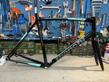 Bianchi, VIA NIRONE 7. NUOVO. NOS. Frameset