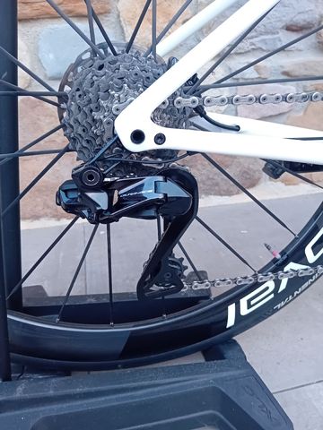 Used Specialized Tarmac Shimano Dura Ace Di2 2025 Road & Gravel, White — image 6 of 6