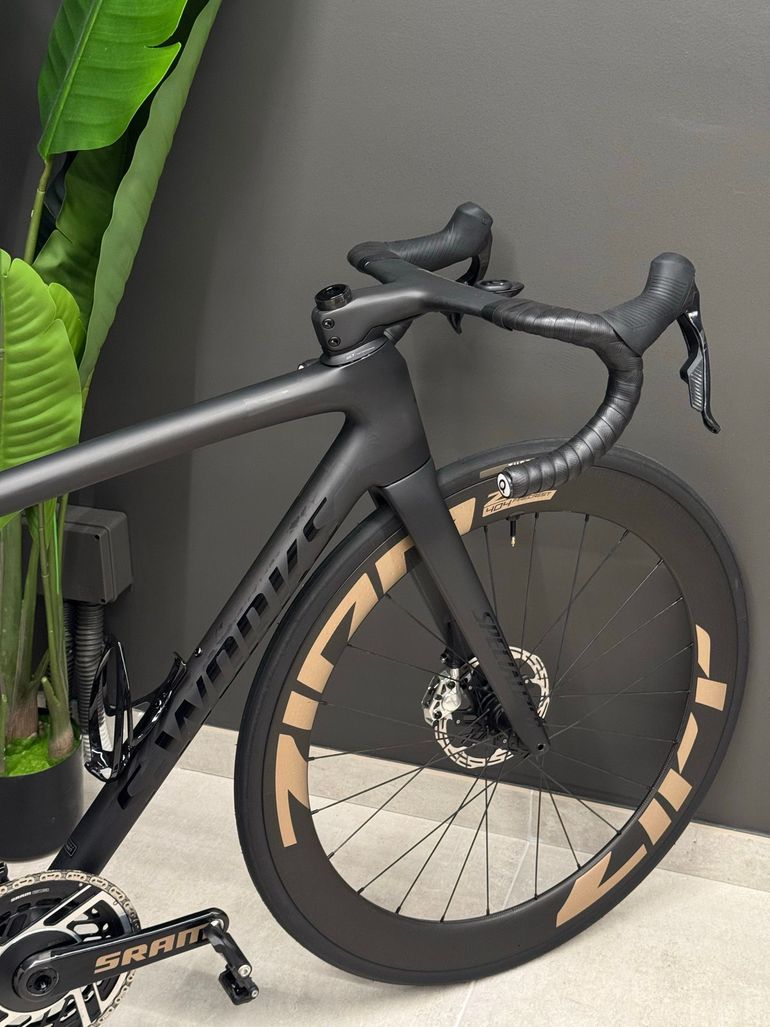 Used Specialized S-Works Tarmac SL8 - SRAM RED AXS 2026 2026 Road & Gravel, Black — image 3 of 7