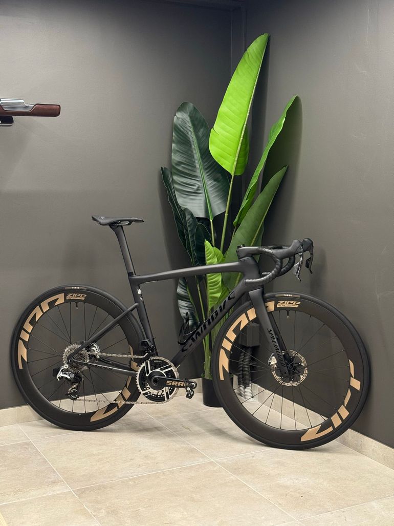 Used Specialized S-Works Tarmac SL8 - SRAM RED AXS 2026 2026 Road & Gravel, Black — image 5 of 7