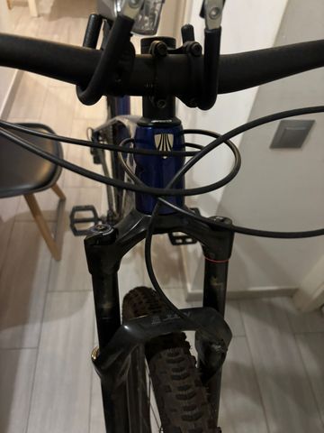 Trek Procaliber 9.5 M 2025 Mountainbike usato, Viola — immagine 17 di 19