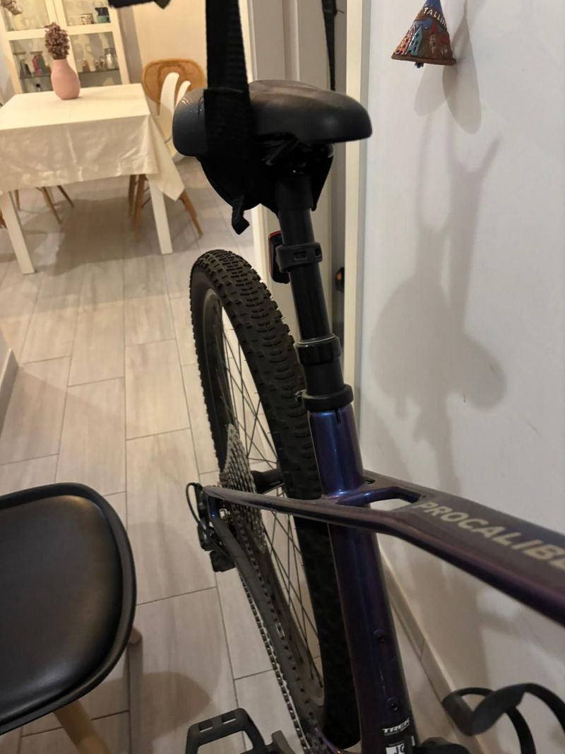 Trek Procaliber 9.5 M 2025 Mountainbike usato, Viola — immagine 14 di 19