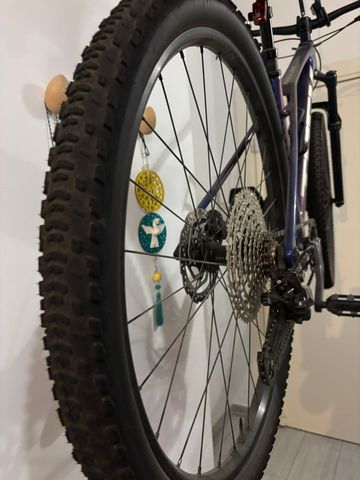 Trek Procaliber 9.5 M 2025 Mountainbike usato, Viola — immagine 8 di 19