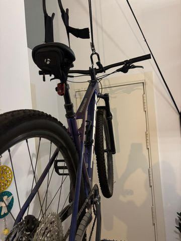 Trek Procaliber 9.5 M 2025 Mountainbike usato, Viola — immagine 6 di 19