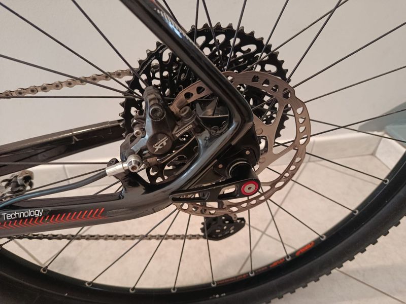 Used RACE MOUNTAIN Custom SRAM GX Eagle AXS 2021 Mountainbike, Black — image 7 of 11