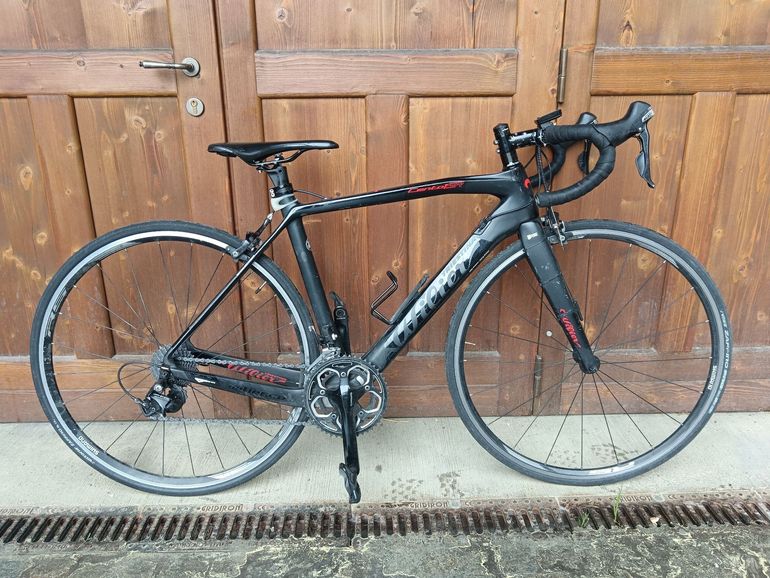 Used Wilier Wilier Custom Shimano 105 2018 Road & Gravel, Schwarz — image 3 of 7