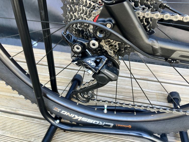 Used Focus Super Bud 2017 Mountainbike, Black — image 2 of 5