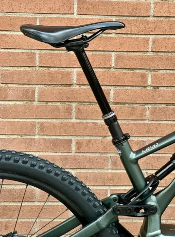 Specialized Turbo Levo 2021 Mountainbike usato, Verde — immagine 6 di 9