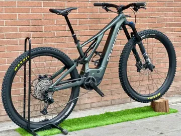 Specialized Turbo Levo 2021 Mountainbike usato, Verde — immagine 8 di 9