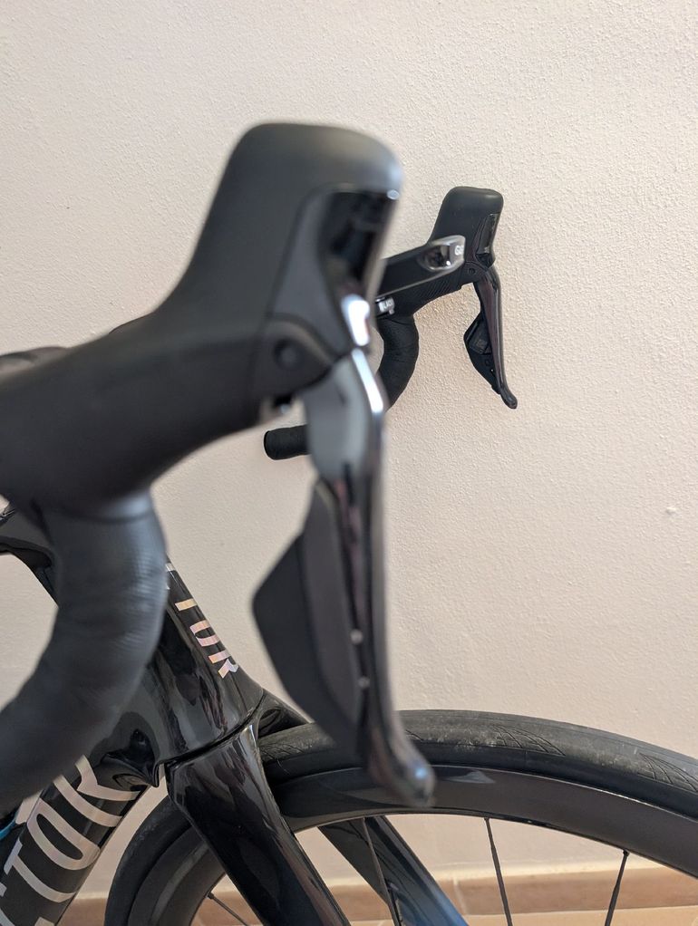 Used Factor Ostro Shimano Dura Ace Di2 2025 Road & Gravel, Black — image 14 of 45