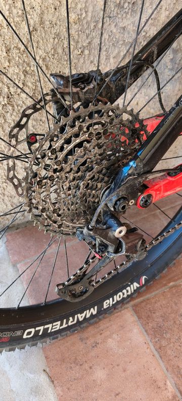 Used Thok TK01 R 2023 2023 Mountainbike, Red, 29, 27.5 — image 2 of 5