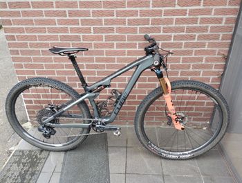 CUBE Ams SRAM GX Eagle AXS 2022 MTB d'occasion