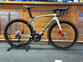 Trek, Madone SL 7 Gen 8 2025