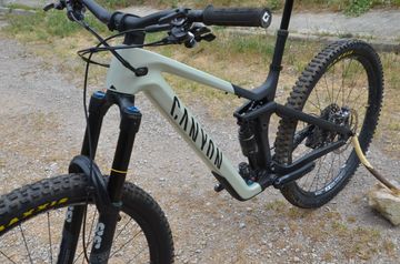 Canyon Strive CFR Underdog 2023 2023 Mountainbike d'occasion — image 11 sur 14