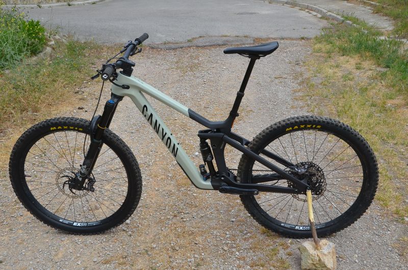 Canyon Strive CFR Underdog 2023 2023 Mountainbike d'occasion — image 3 sur 14