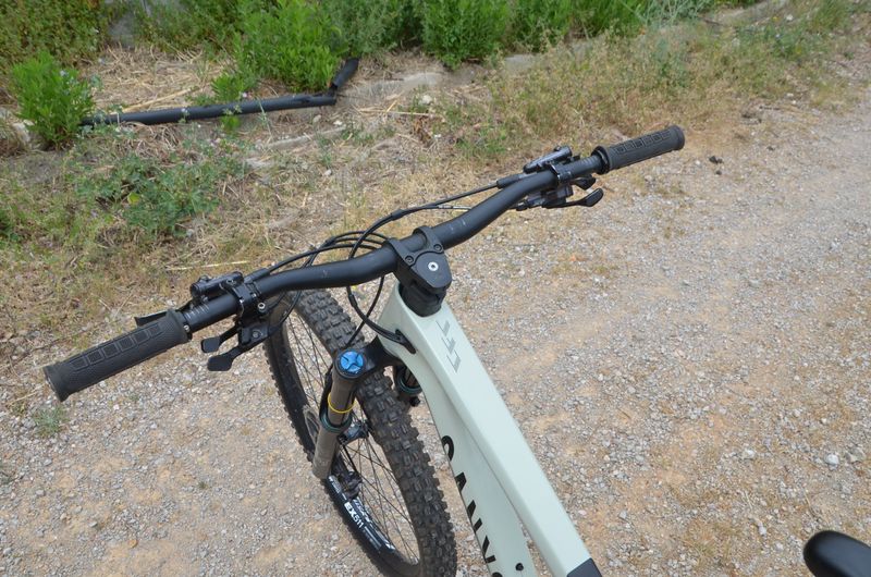 Canyon Strive CFR Underdog 2023 2023 Mountainbike d'occasion — image 12 sur 14