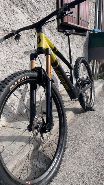 Brugt Scott Genius ST 900 Tuned 2024 2024 Mountainbike — billede 3 af 4